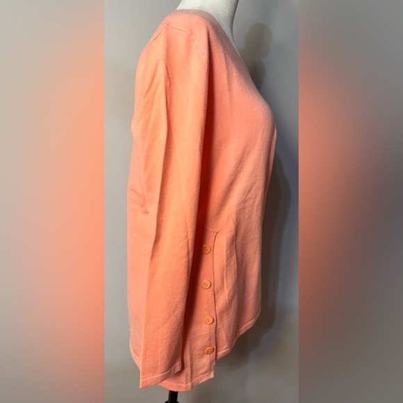 NWT Venetian Sweater in Peach w/ Large Buttons !! - Picture 6 of 12